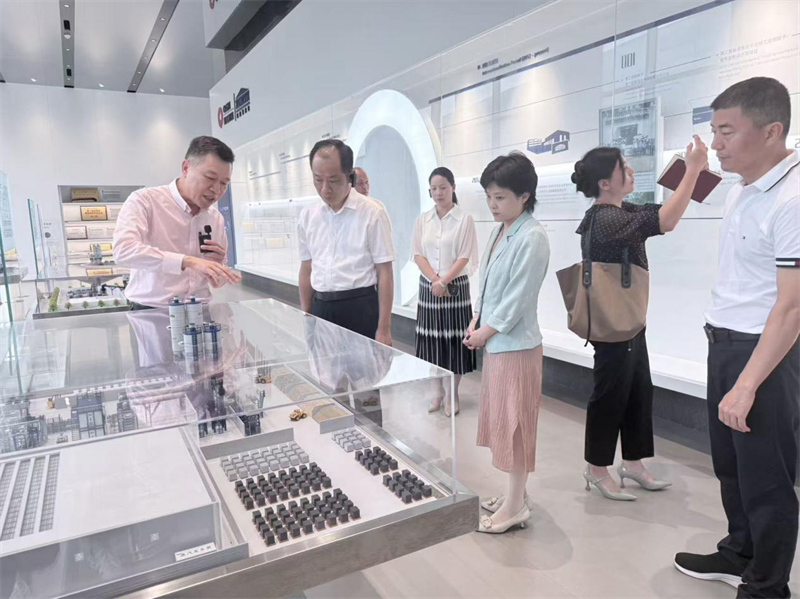 대만 민주당 자치 정부 리그의 Quanzhou Municipal Committee의 특별 민주당 감독은 Quangong Co., Ltd.를 방문했습니다.