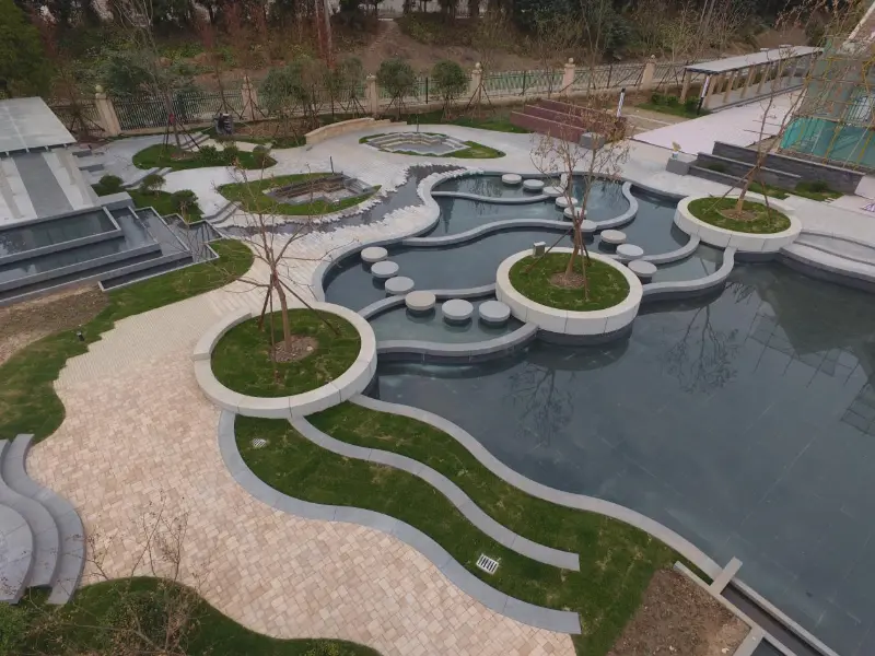 인프라 개발 강화: Quangong Machinery Co., Ltd.의 벽돌 제조 장비로 친환경 건축 자재의 효율적인 생산 촉진